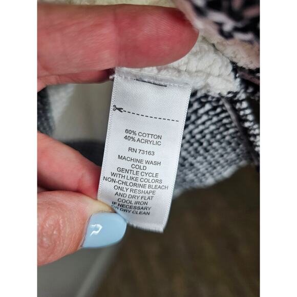 White Sweater Navy accents with bell sleeves by Melissa Paige Size Large - Picture 6 of 8